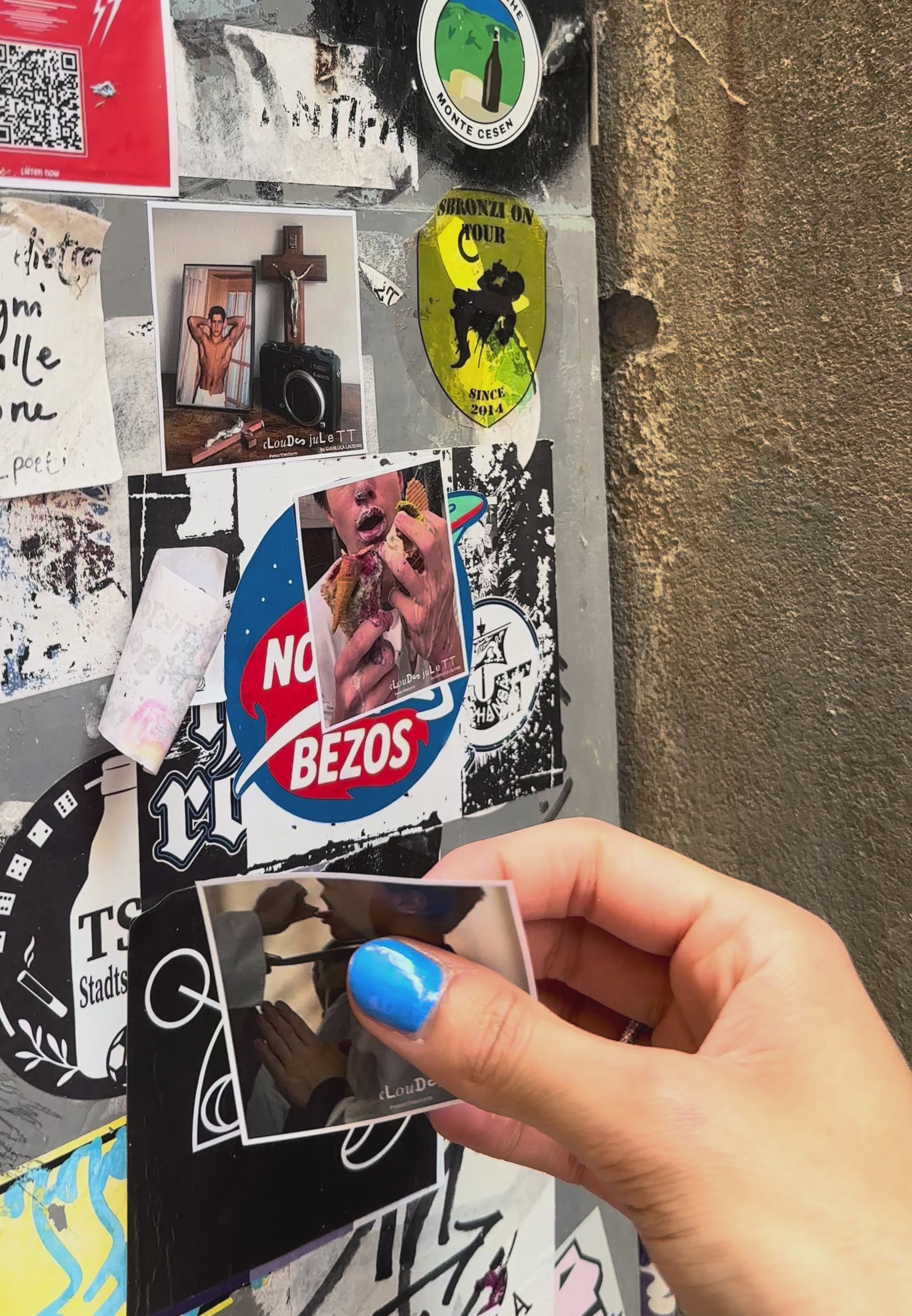 SURPRISE 6 STICKER PACK